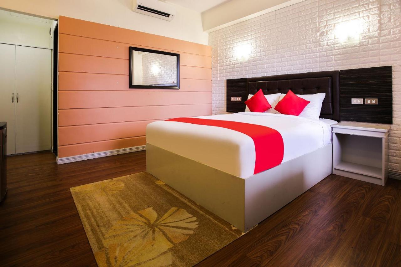 Super Oyo Capital O 786 Kwe Hotel And Resort Angeles Ngoại thất bức ảnh